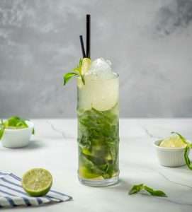 traditional mojito with stevia